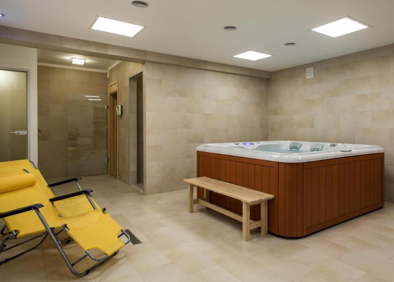 Apartament Poludniowy Z Widokiem- Sauna, Jacuzzi, Kominek Косцелиско Экстерьер фото